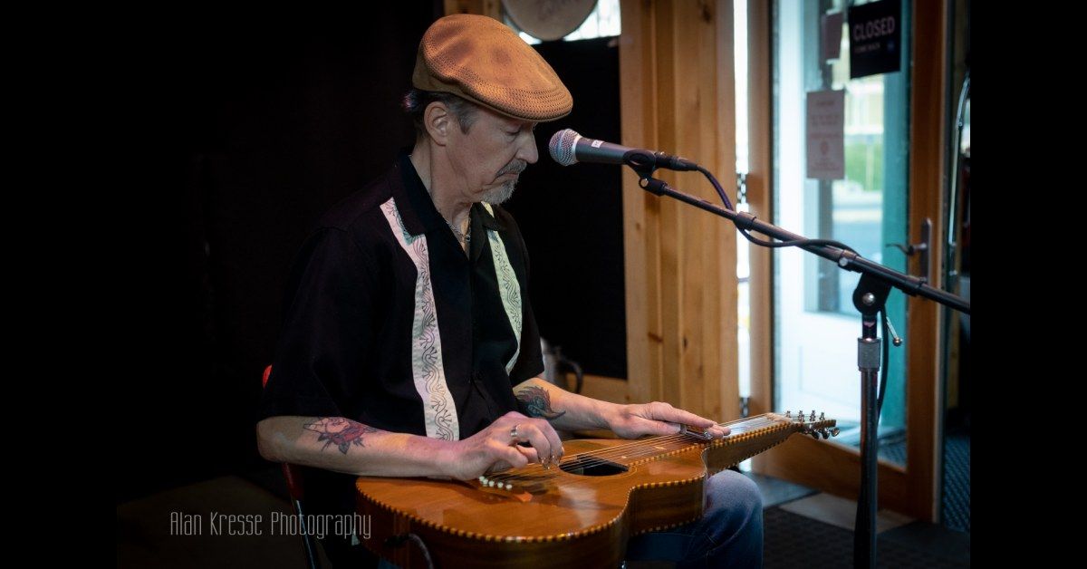 Dan Hovey @Hank Dietle's Tavern