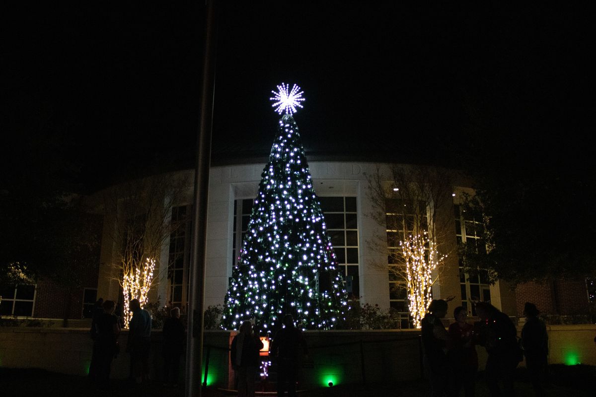 Town of Leland Tree Lighting