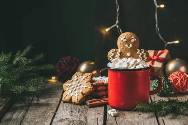 4th Annual Kurt Bruno State Farm photos with Santa