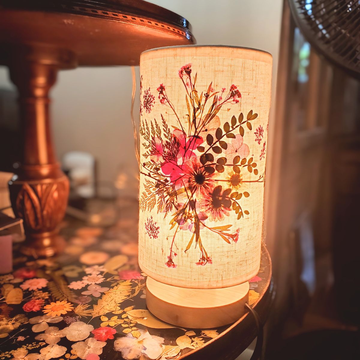 PRESSED FLOWER LAMP\/LAMPSHADE AND A BEVERAGE