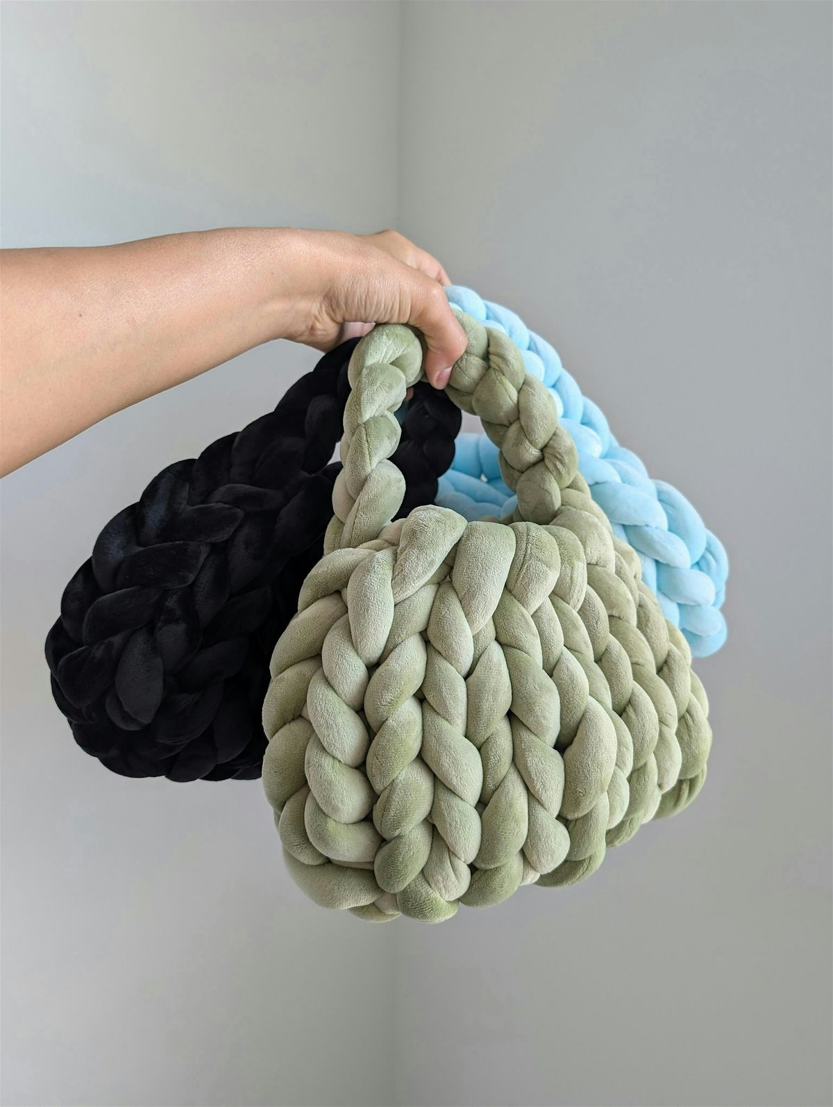 Cocktails and Crochet - A handbag workshop