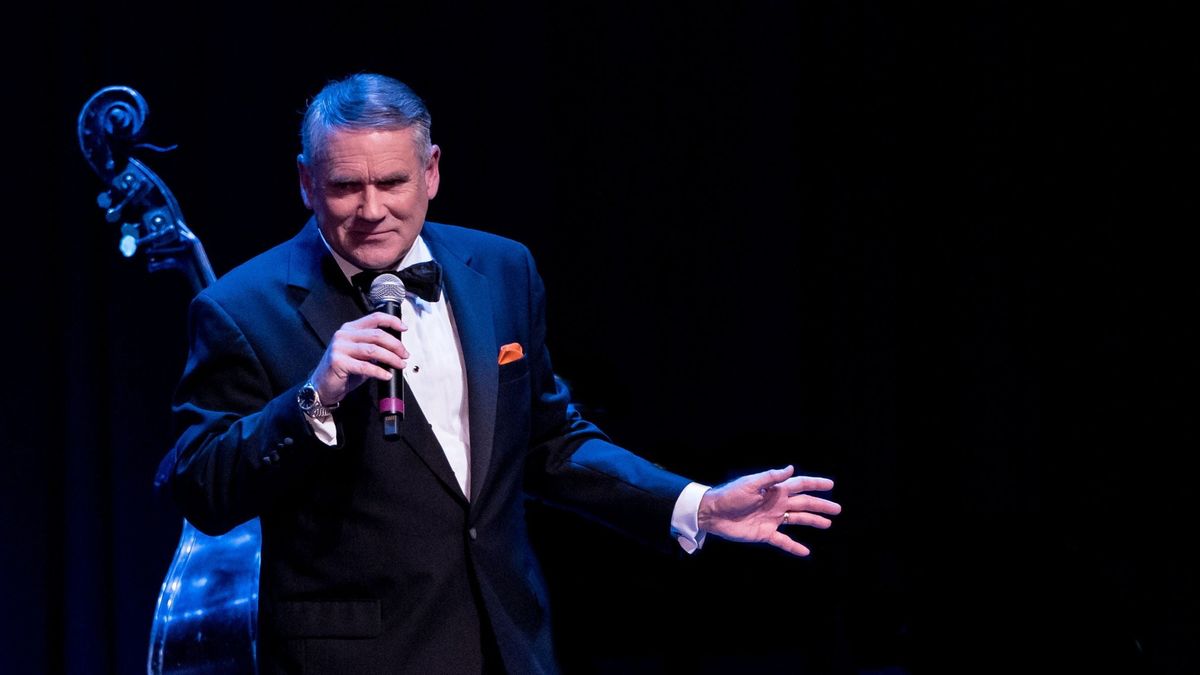 The Sinatra Experience With Dave Halston