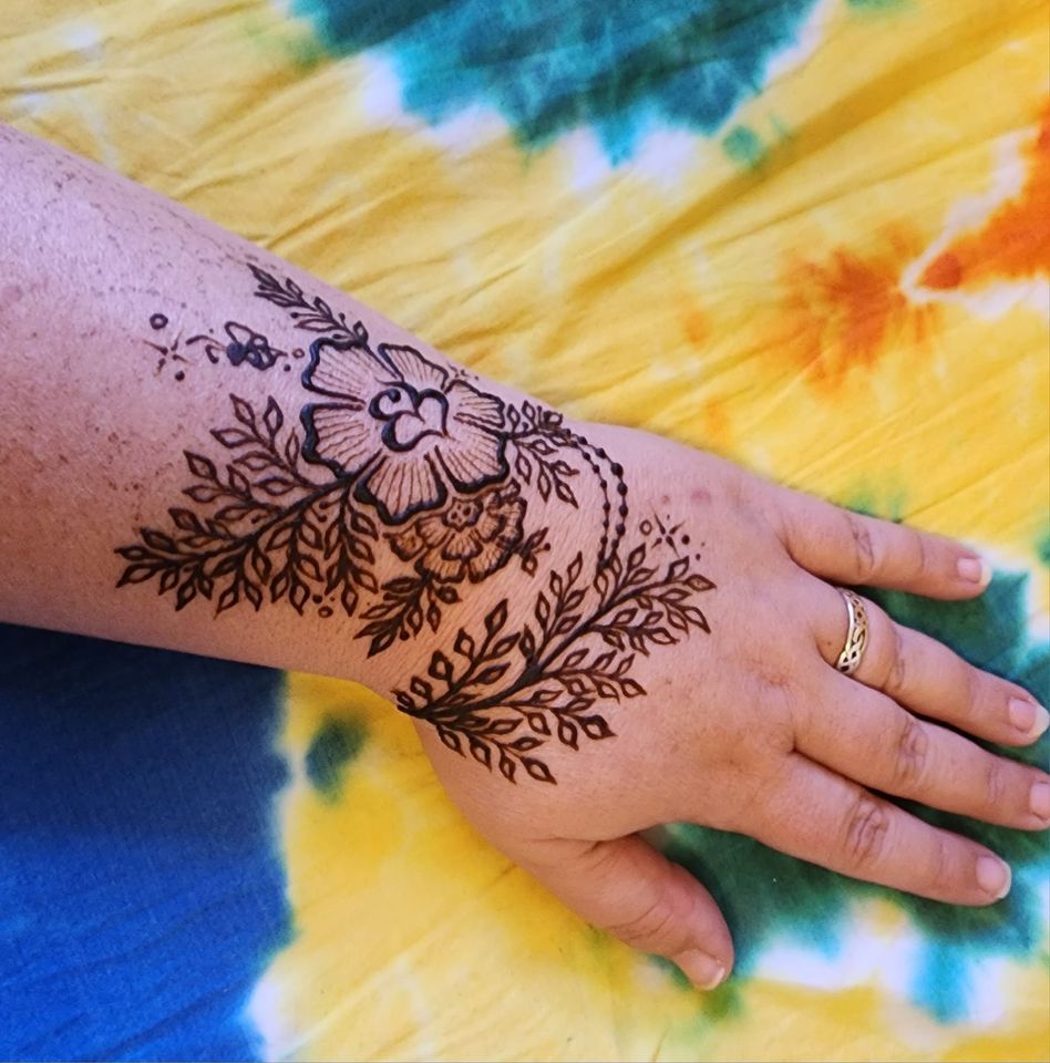 $20 Mini Henna Sessions @ Plant Studio