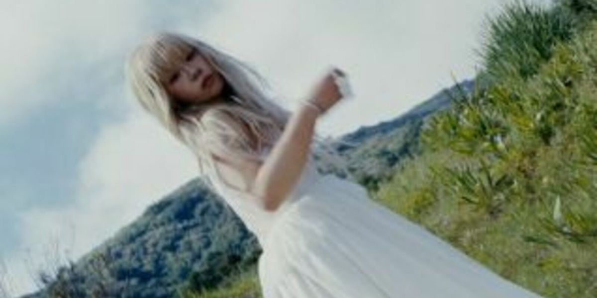 Wisp with Dream, Ivory and aldn