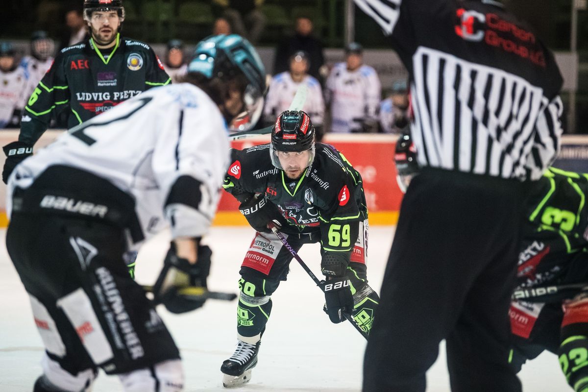 H\u00f6chstadt Alligators vs Passau Black Hawks