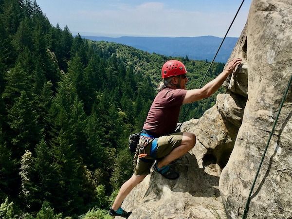 Beginner Rock Climbing Outdoors at Castle Rock State Park (Full Day)