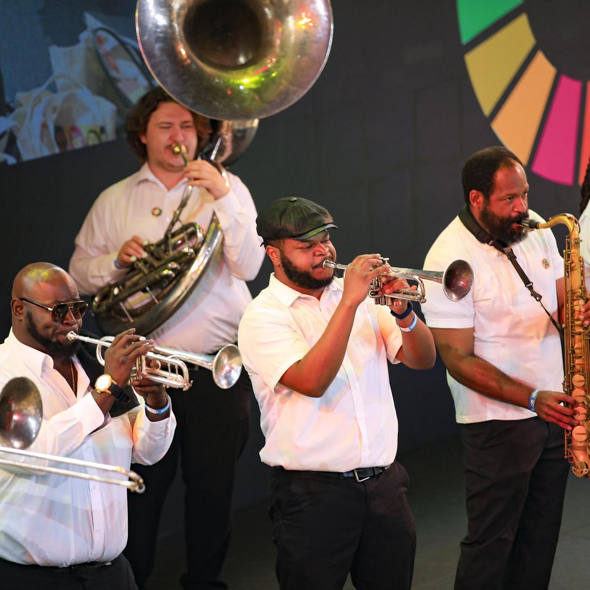 Hot 8 Brass Band (18+)
