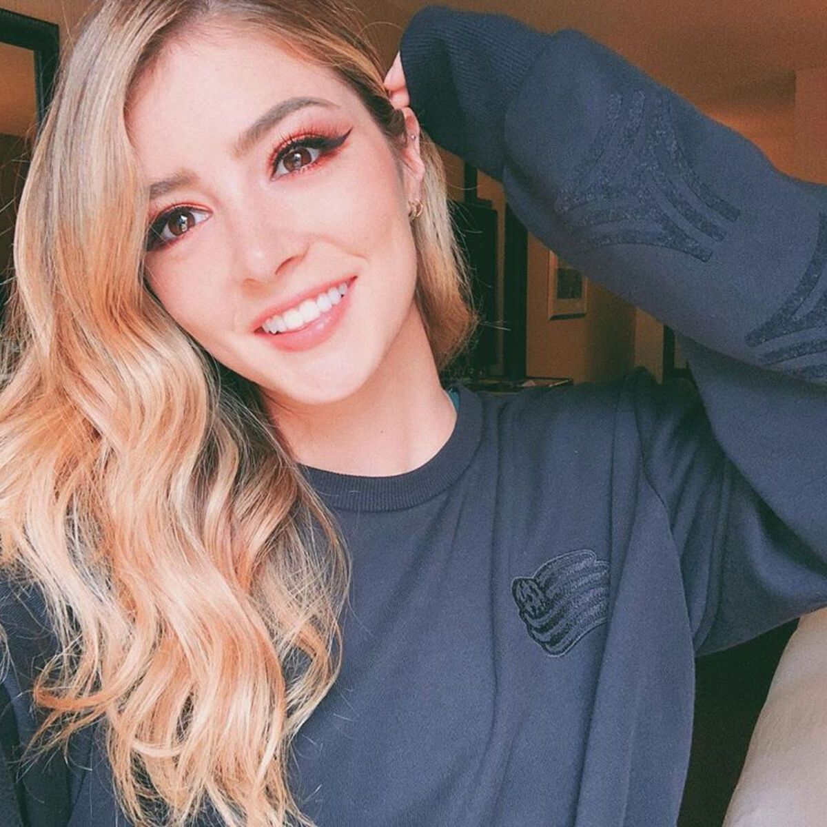 Chrissy Costanza