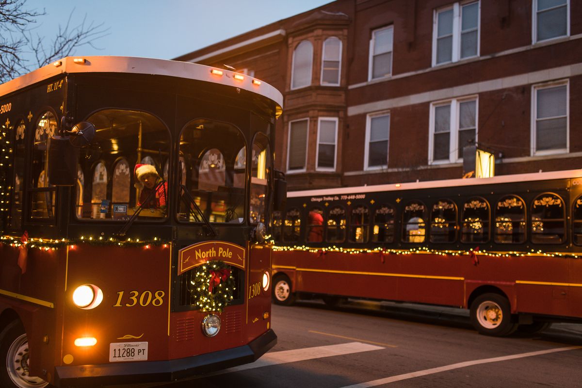 BYOB Holiday Lights Trolley - Chicago