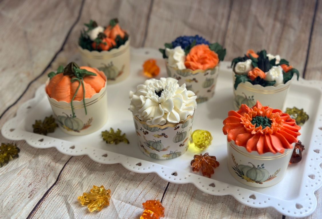 Fall cupcake class JENNIES BOXCAR