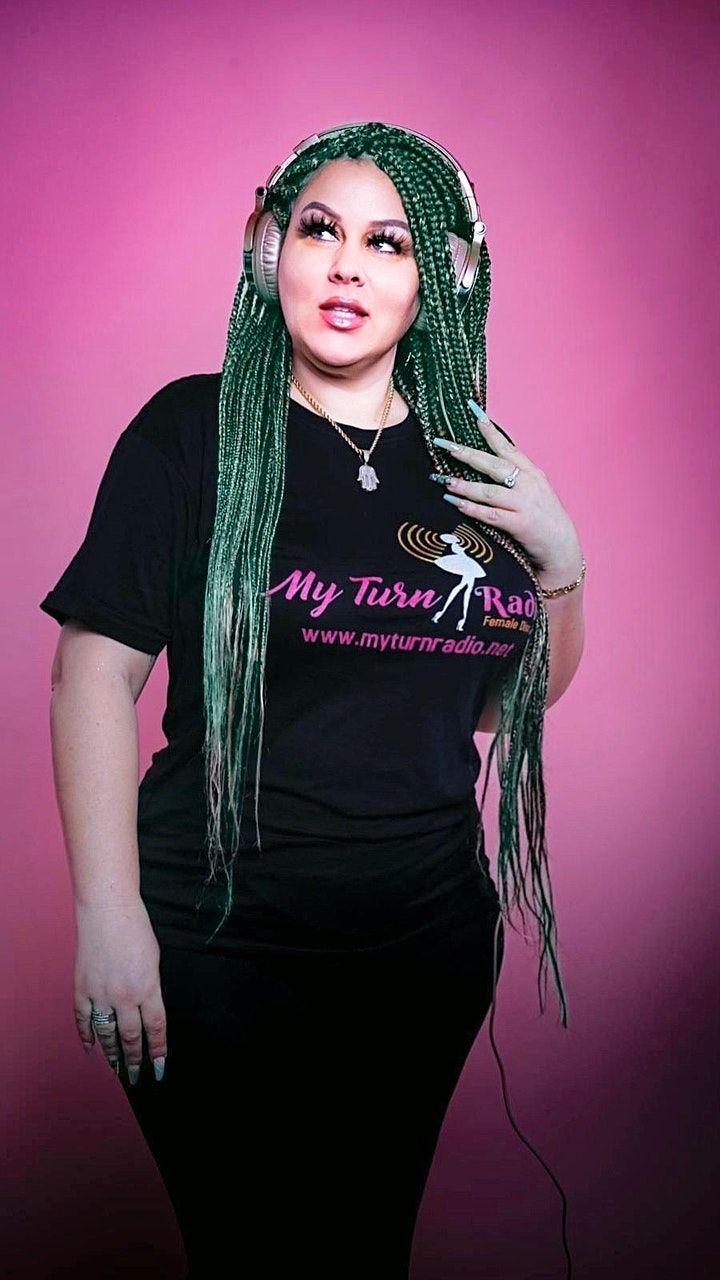 Exotic Male Sip and Paint Event Chicago Memorial Weekend, 7124 N Clark