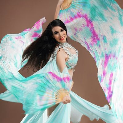 Carolina Angulo Belly Dancer