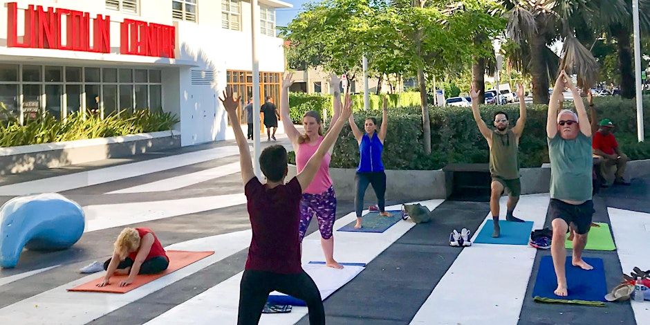 Free Community Yoga on Lincoln Road