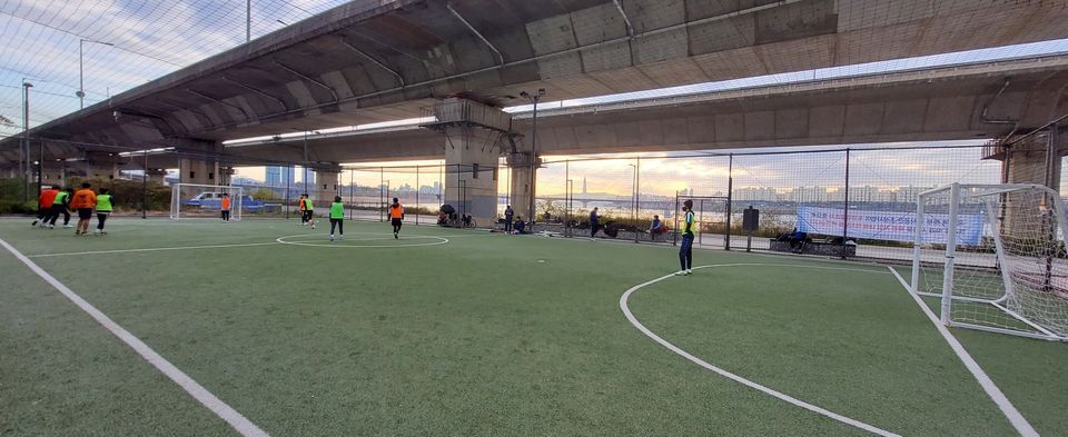 Play futsal in Seoul \/ Player Recruitment (OKSU Futsal Club Seoul)