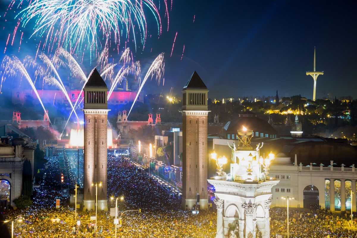 Barcelona: New Year's Eve Night Out with 90-Minute Open Bar