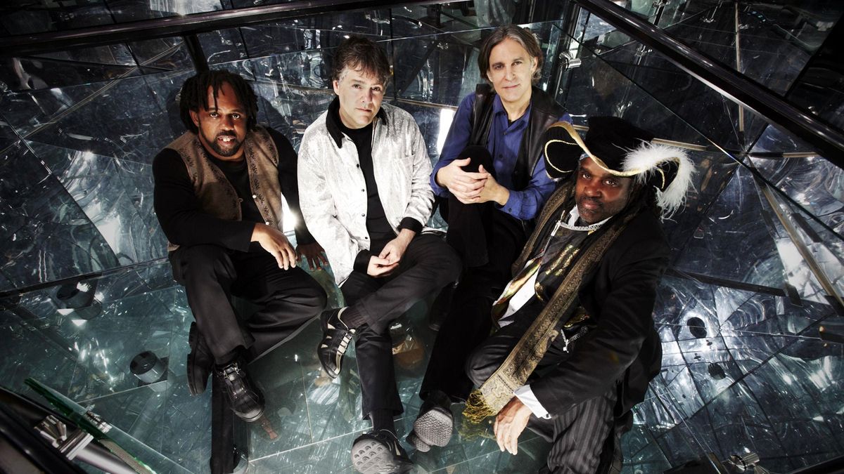 Bela Fleck with Edmar Casta\u00f1eda and Antonio S\u00e1nchez Trio