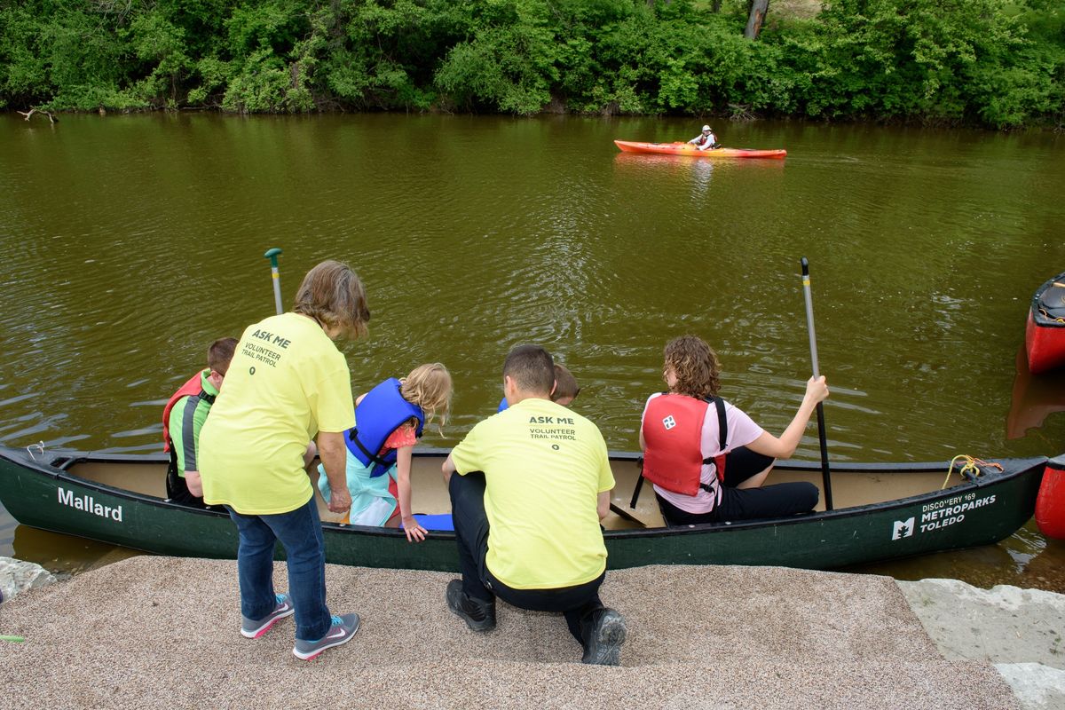 Try it! Canoeing (Families 4+, Dog Friendly)