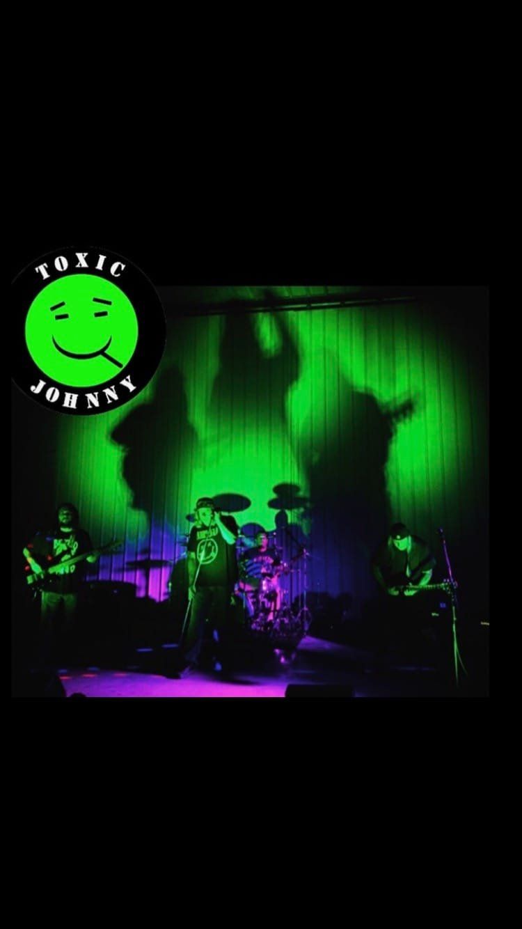 Toxic Johnny @ Charlack Pub