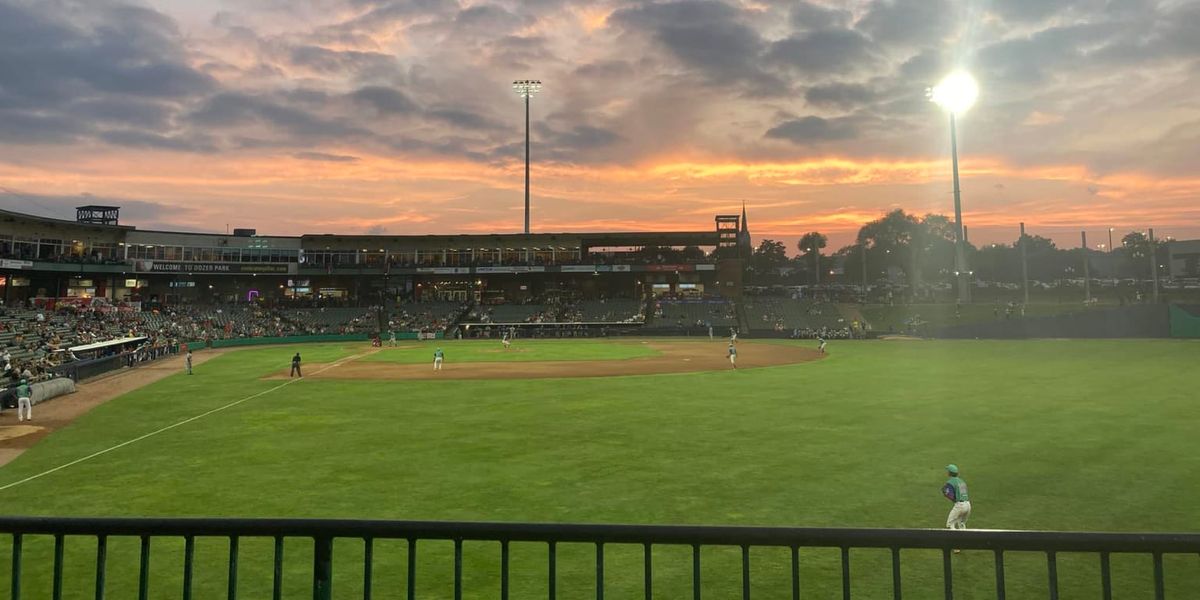 Dayton Dragons at Peoria Chiefs at Dozer Park