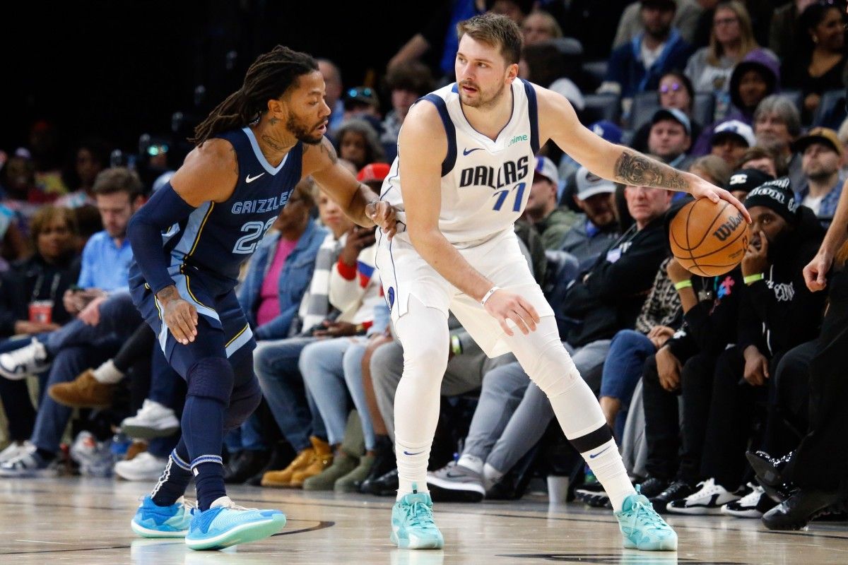 Dallas Mavericks at Memphis Grizzlies at FedExForum