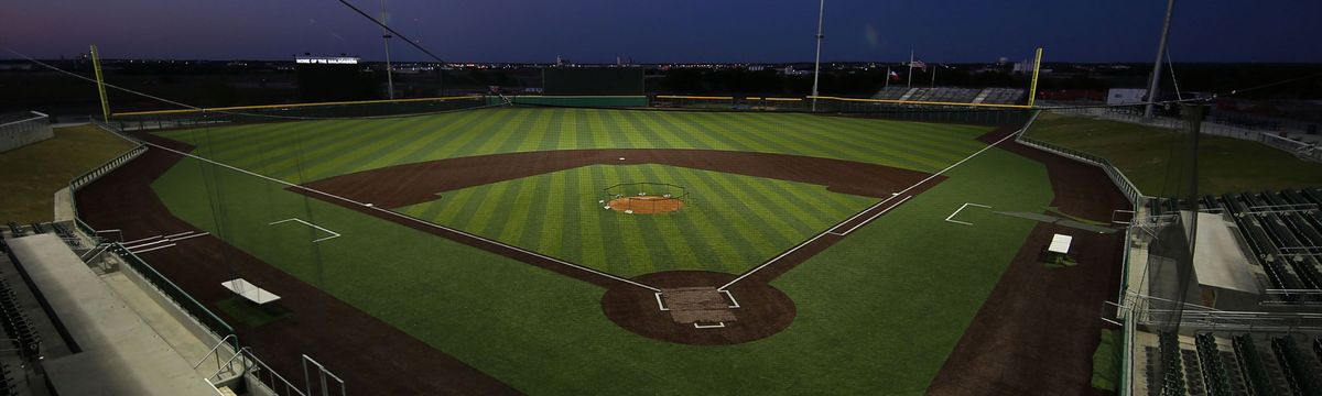 Cleburne Railroaders vs. Lincoln Saltdogs