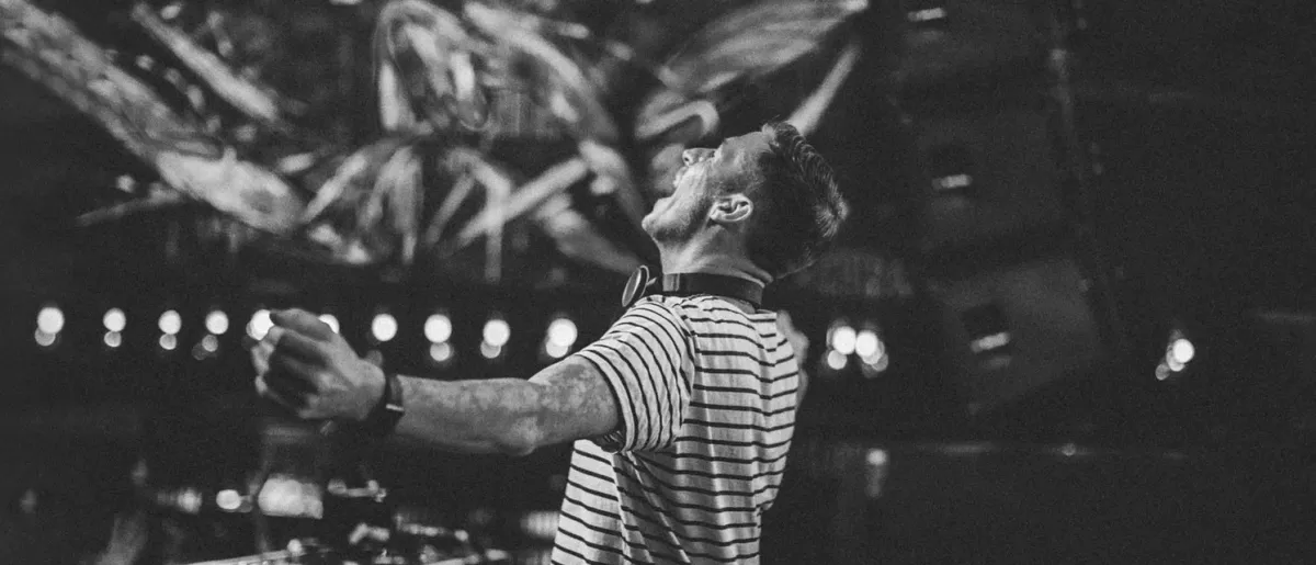 The Shapeshifters, Sam Karlson in Paris