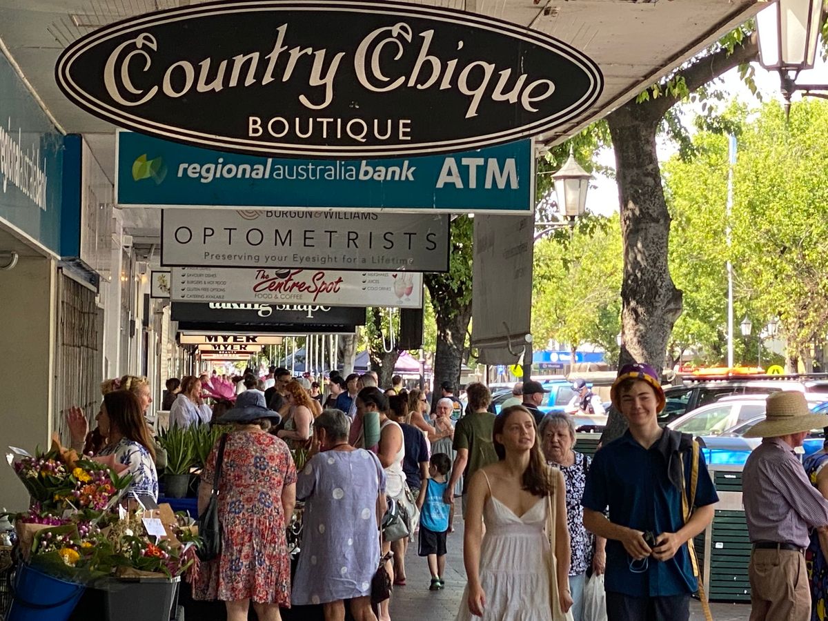 Dubbo Rotunda Market - Macquarie Street 23.2.25