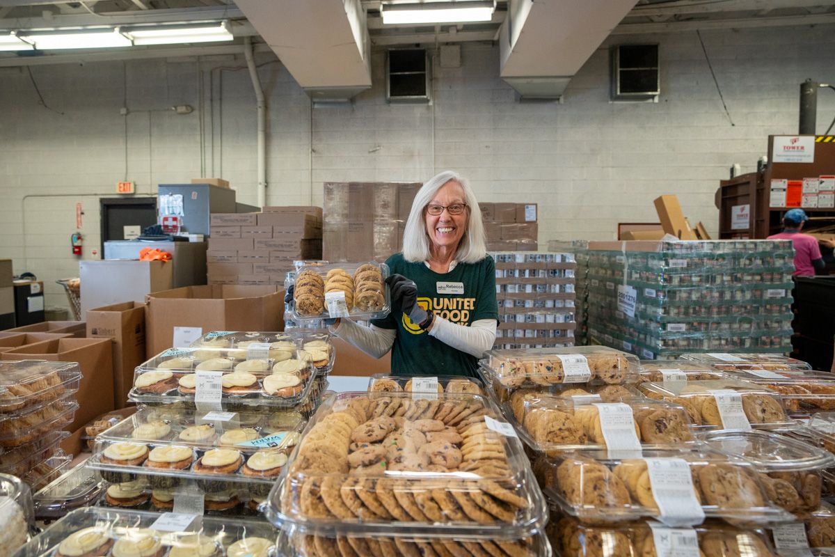 Neighbor's Pantry Food Distribution