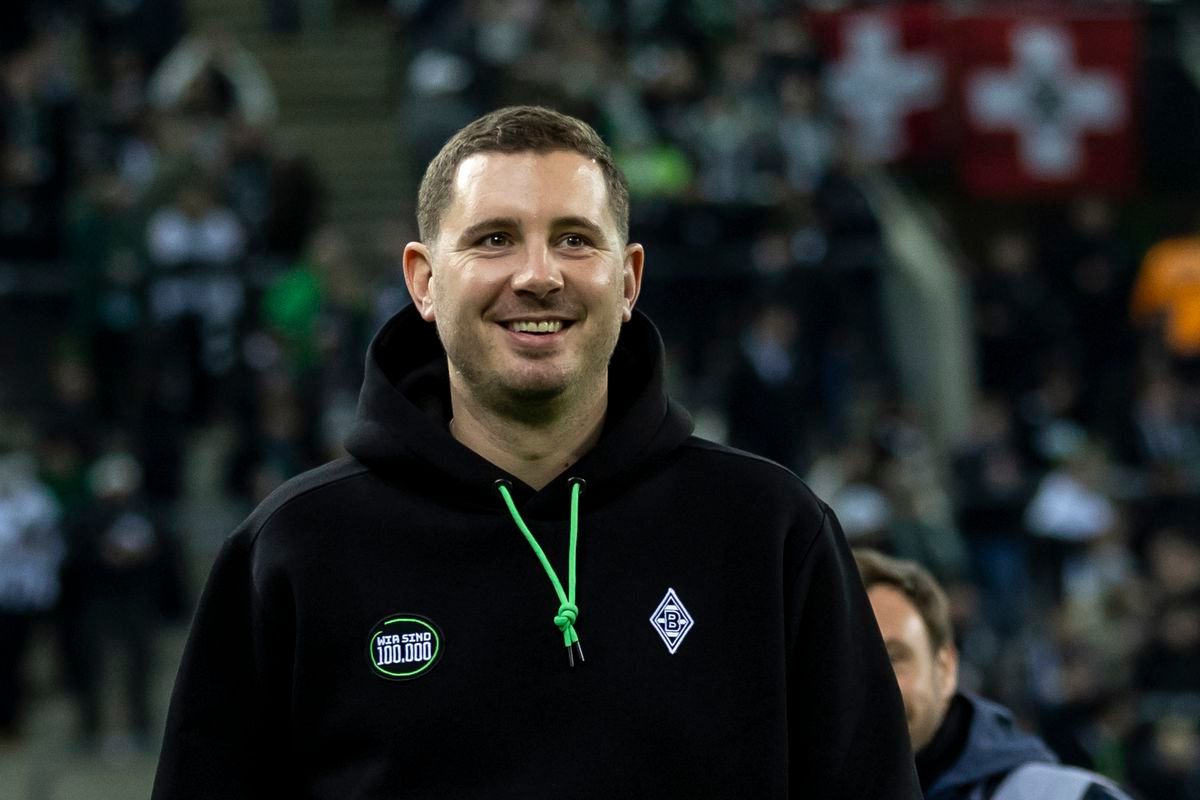 SV Werder Bremen vs Borussia Monchengladbach at Weserstadion