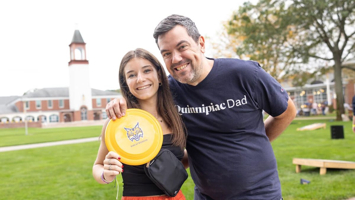 Parking St. Lawrence Saints at Quinnipiac Bobcats Womens Hockey