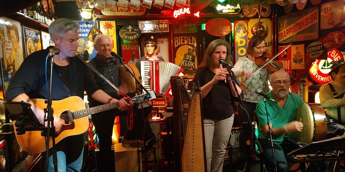 Irish Folk Night met De Pookx + Cool McFinn in Gebouw T