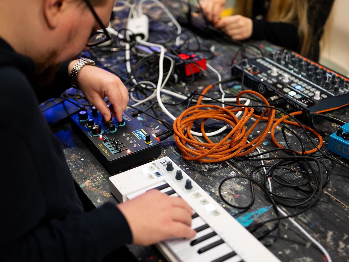 SynthFika #3 \u201dTa med en kompis!\u201d