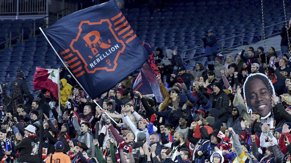 New England Revolution at CF Montreal