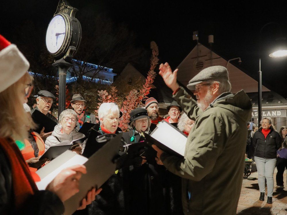 Caroling in Downtown Ashland