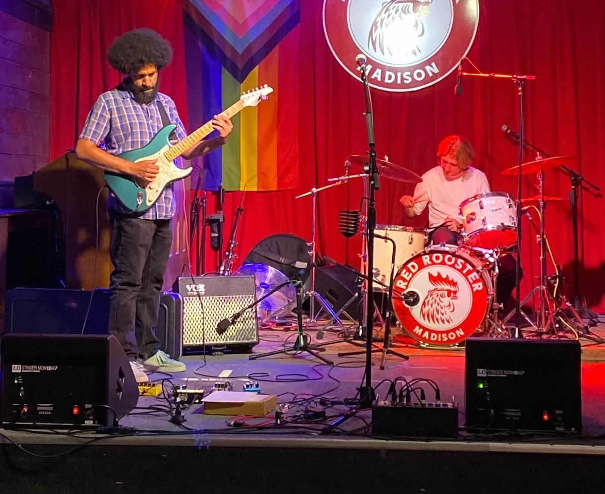 Harold Fro Davis @ Mickey\u2019s on Fri., 9\/27, one set @ 10 pm