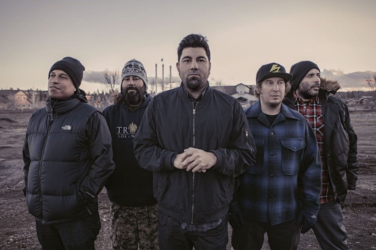 DEFTONES Boston