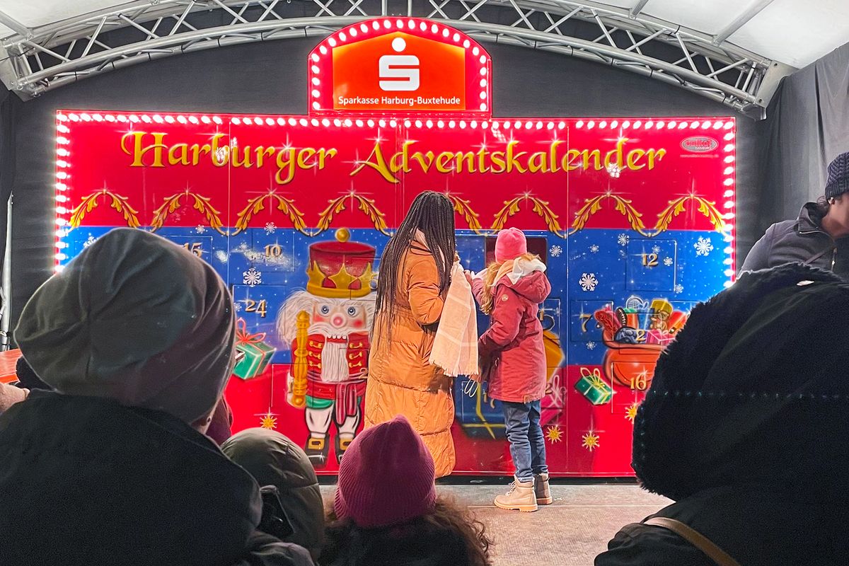 Harburger Adventskalender f\u00fcr Kinder beim Harburger Weihnachtsmarkt