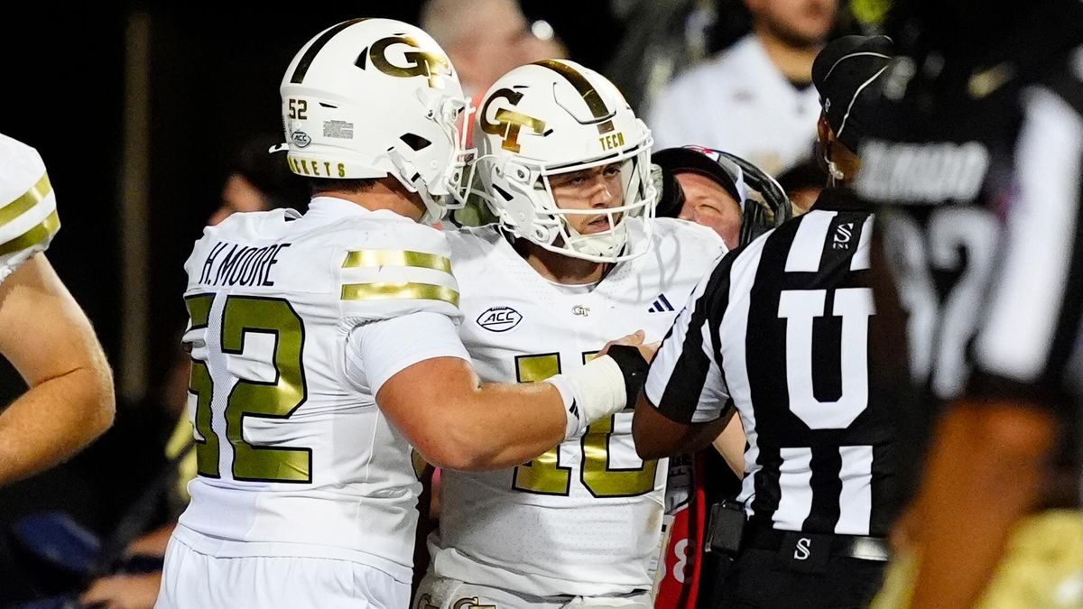 Colorado Buffaloes at Georgia Tech Yellow Jackets Football at Bobby Dodd Stadium