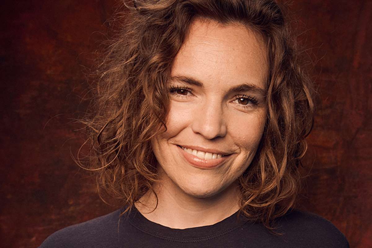 Beth Stelling