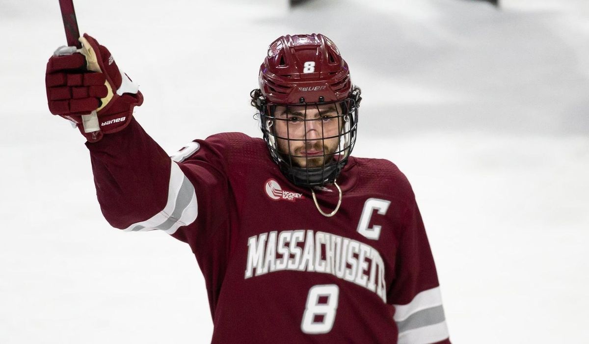 UMass Minutemen at Vermont Catamounts Mens Hockey