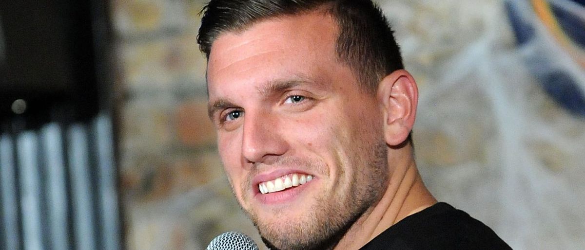 Chris Distefano (18+)