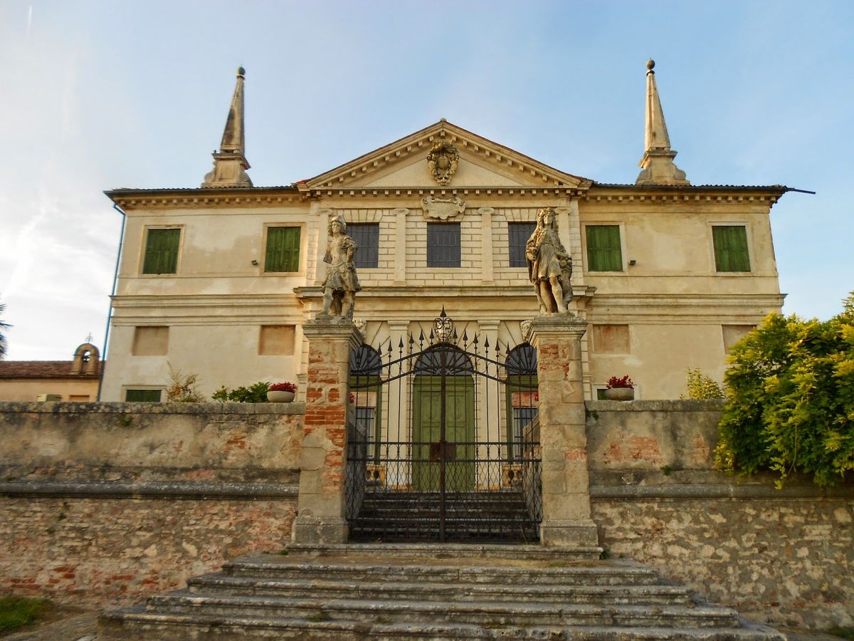 SECRET TOUR: Villa Repeta