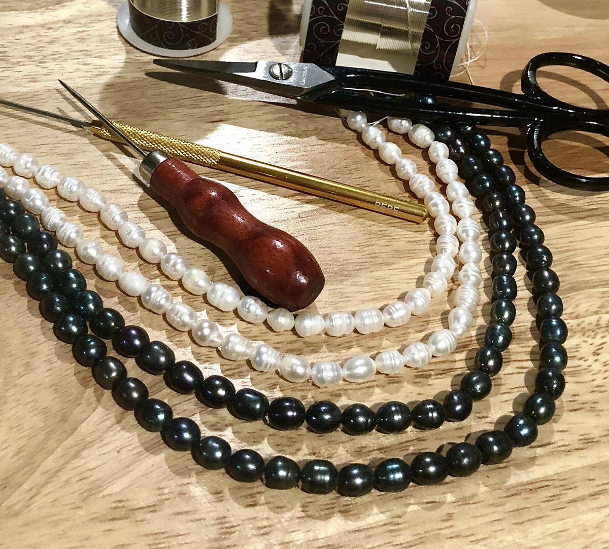 Jewelry Workshop: Pearl & Bead Stringing