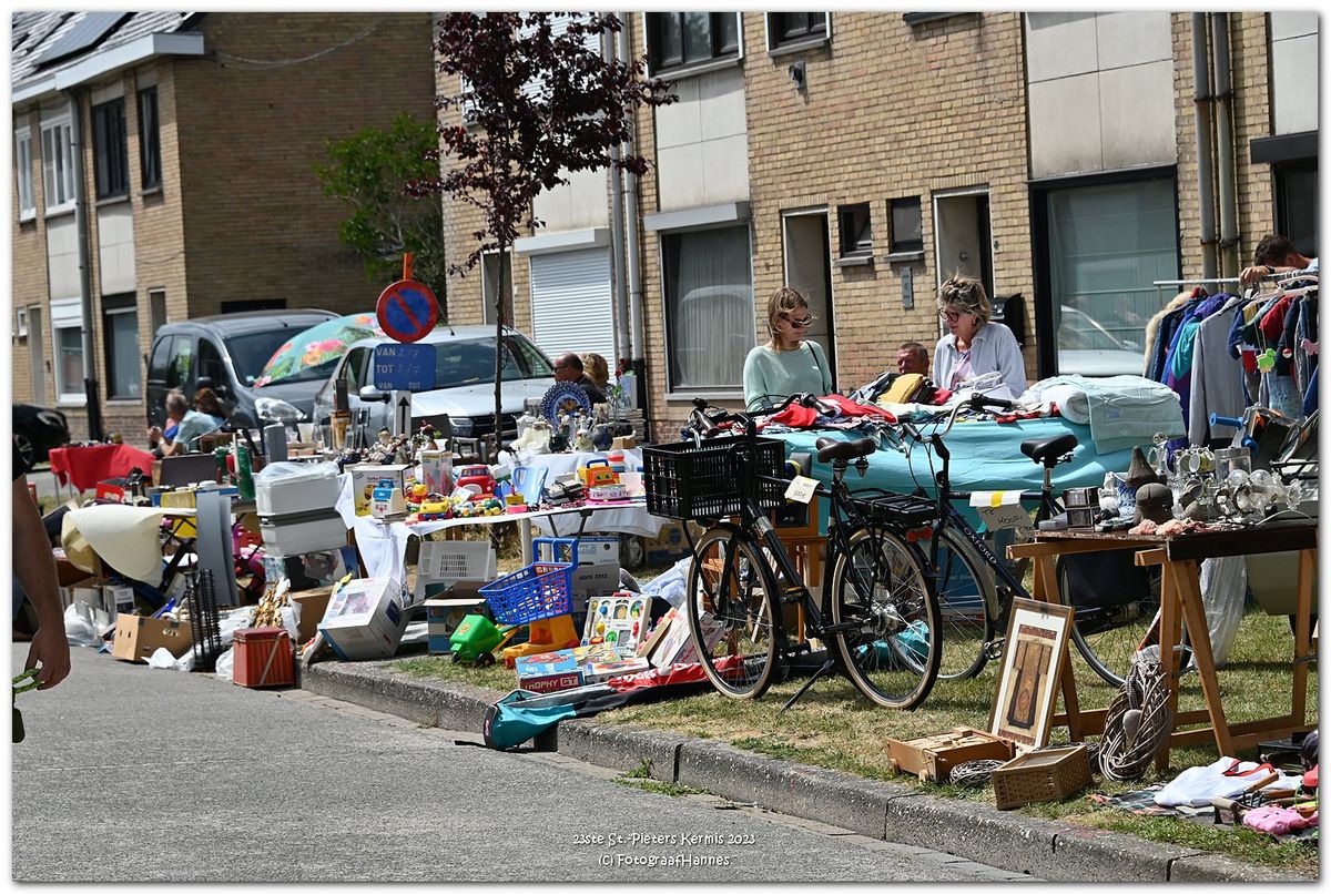 Rommelmarkt 29\/06 - Sint-Pieterskermis