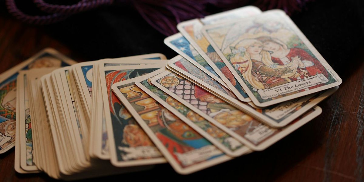 Free Mini Tarot Reading at the SoLo Craft fair Shop