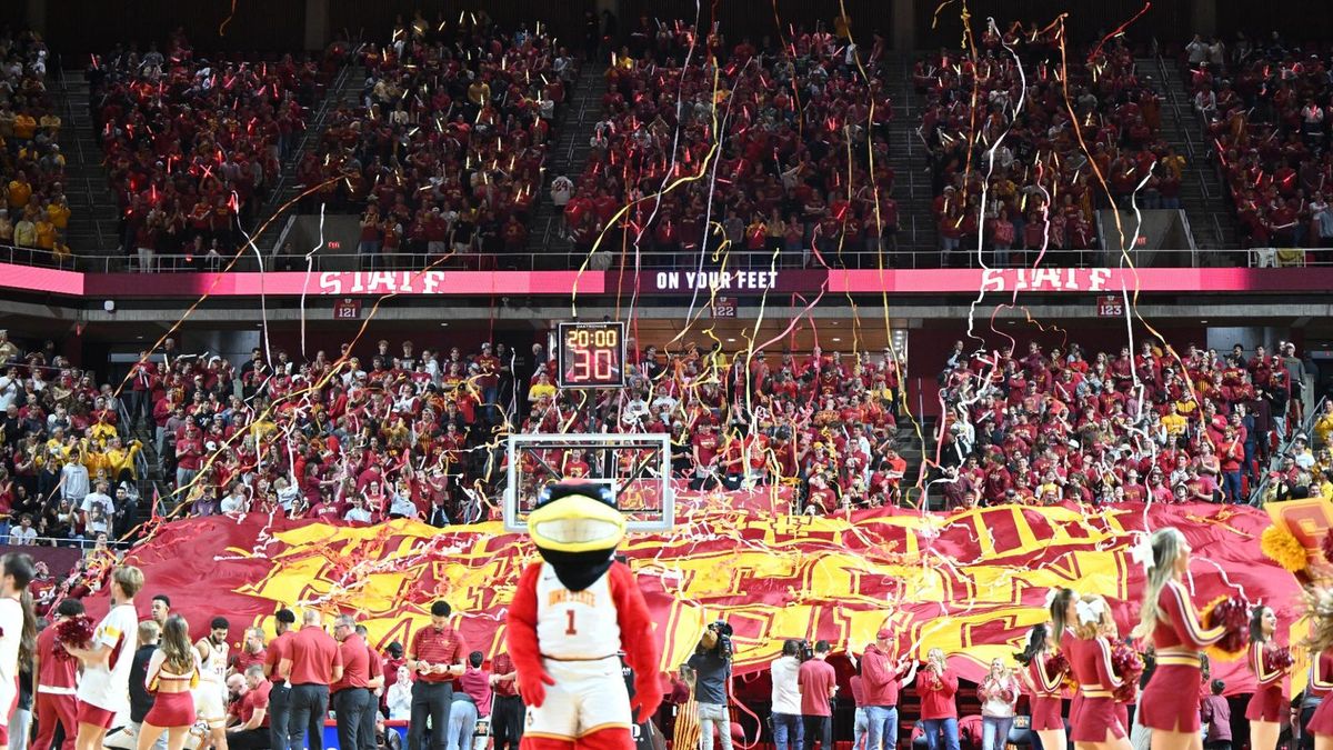 Parking Northwestern Wildcats at Iowa State Cyclones Mens Basketball (Exhibition)