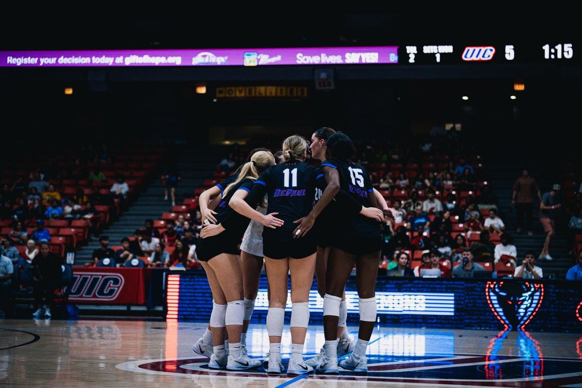 DePaul Blue Demons at UIC Flames Womens Basketball