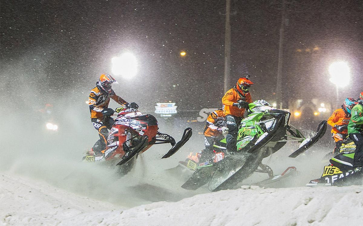 Parking Deadwood Snocross - Saturday