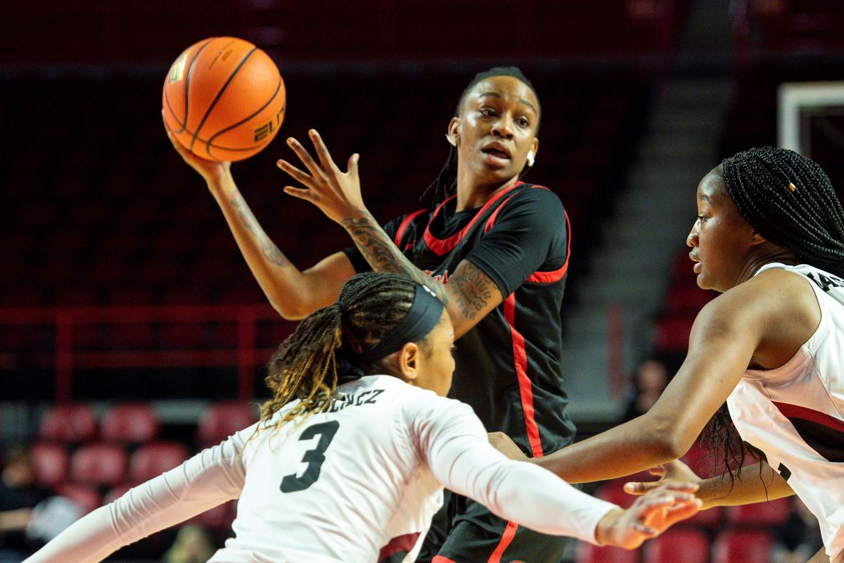 Lady Topper Basketball vs. Miami (OH)