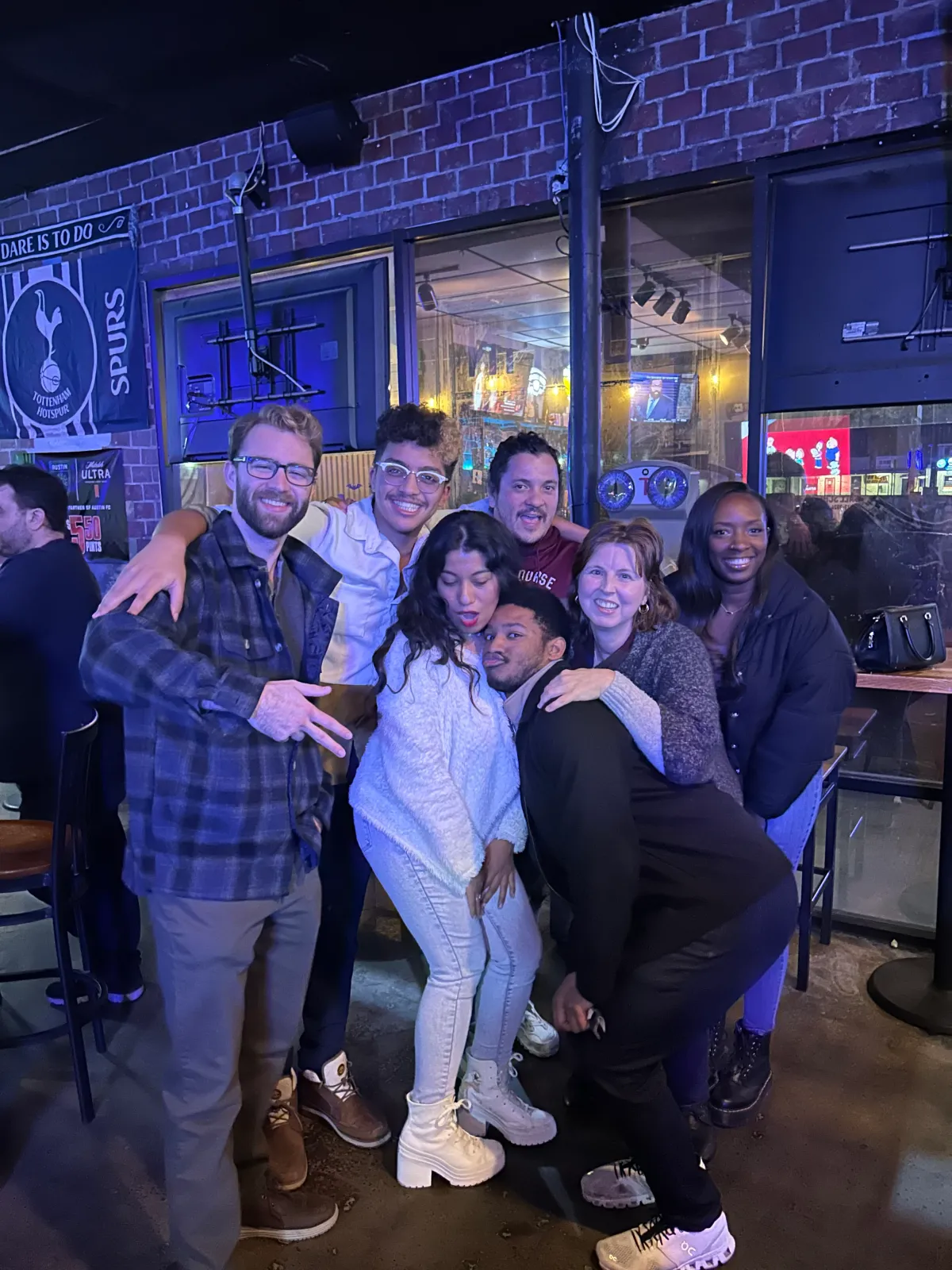 Social Soir\u00e9e With New Friends!!